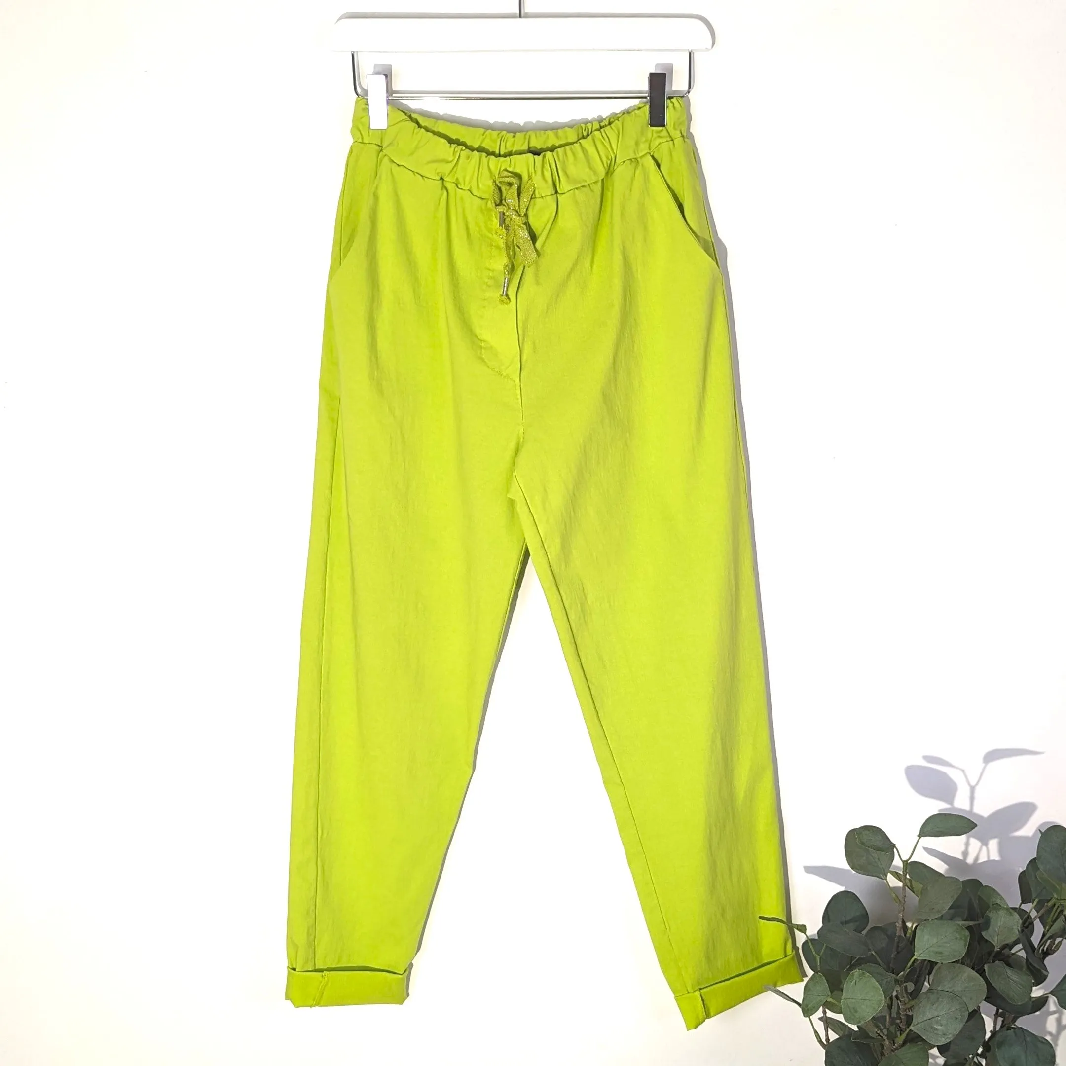 Classic magic trousers (M-L)