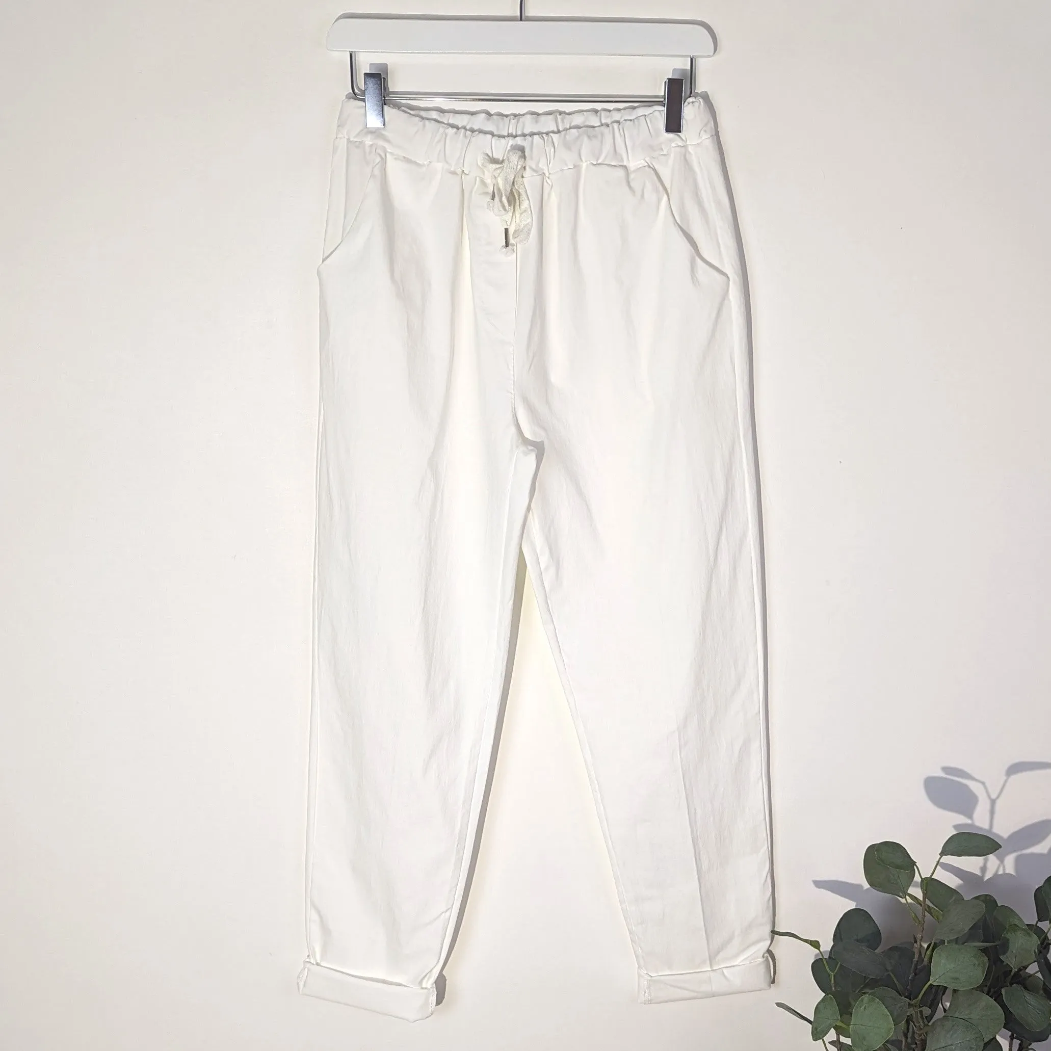 Classic magic trousers (M-L)