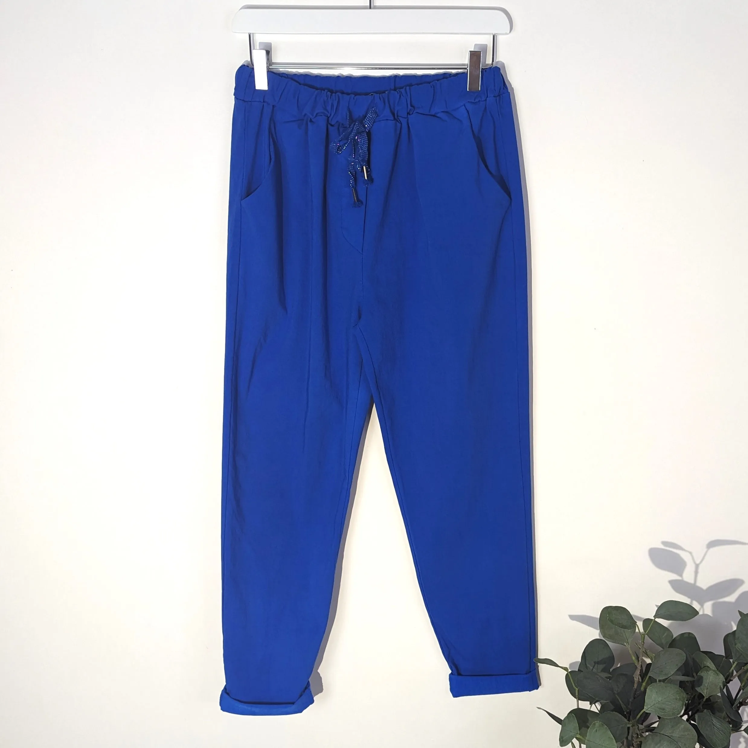 Classic magic trousers (M-L)