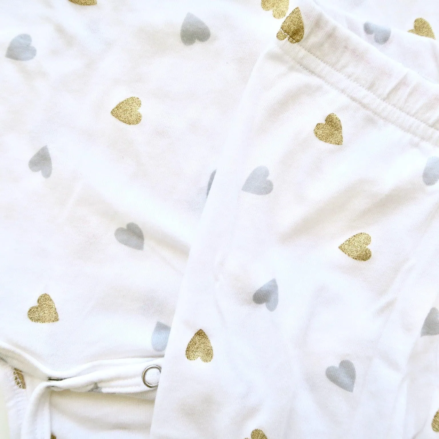 Cotton Stretch Onesie & Leggings Set - Gold Silver Hearts Print